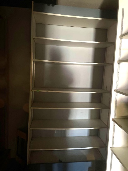 7 tier book shelf w/ adjustable shelves