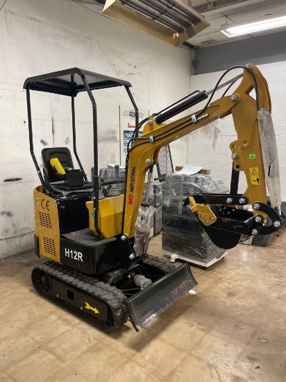 new AGT Industrial mini excavator H12R