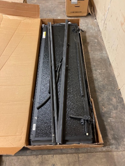 fold up bed cover for 15 through 17 f150 5ft 6in bed