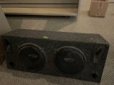 subwoofer box with 2 10in kicker subwoofers