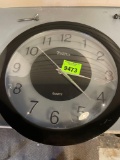 battery operated clock