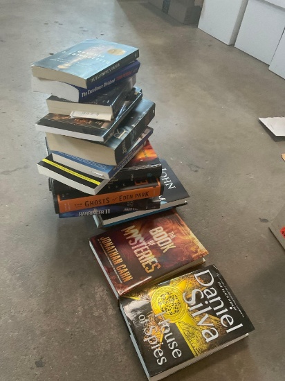 Books, titles, and authors In pictures