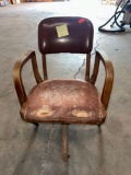 Early 1900s gunlocke chair bankers court room swivel tilt roll