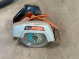 1 1/2 horse, black and decker Skil saw