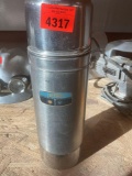 Thermos brand thermos