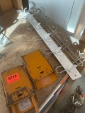 Wheel CHOCKS, Coat hooks