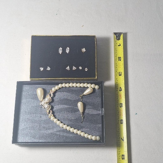Jewelry bundle