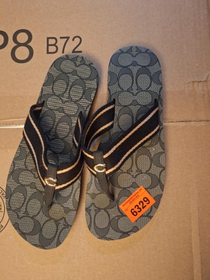 Coach flip flops size 7 B