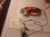 rechargeable rotary cutter