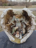 Angel yard statue