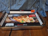 Glass backing dish