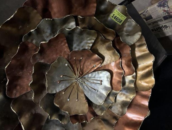 Bronze metal wall flower
