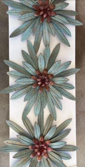 Set of 3 metal wall flowers