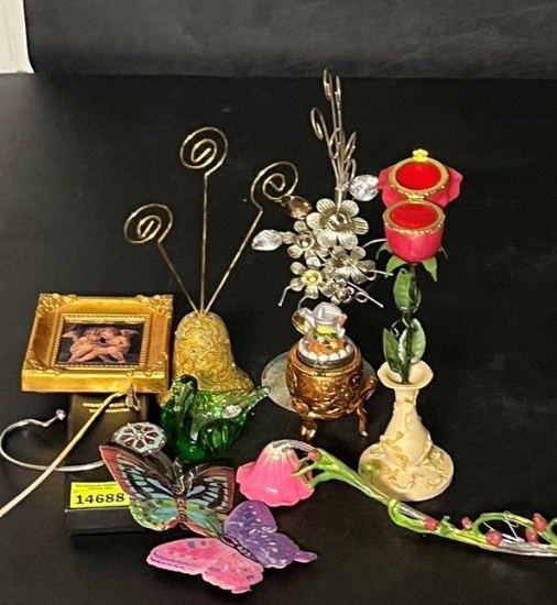 Misc decor