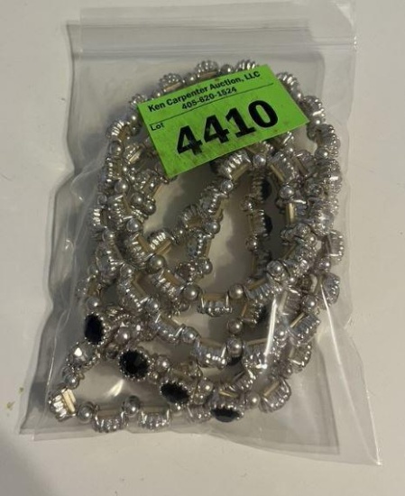 5 stretch bracelets