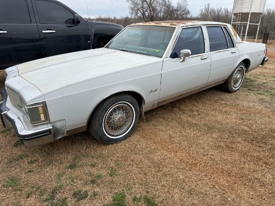 1982 Oldsmobile Delta 88 Passenger Car, VIN # 1G3AY69Y4CM265445