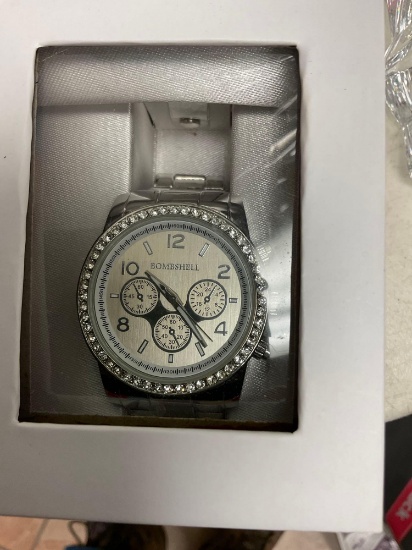 Bombshell wristwatch