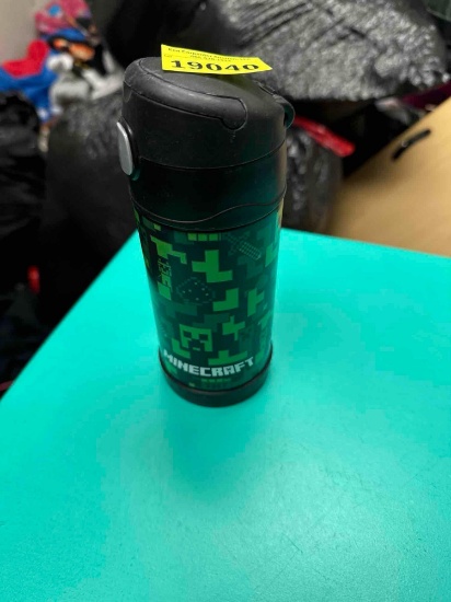 Drinking cup with lid