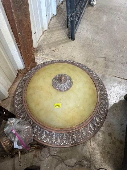 Light fixture