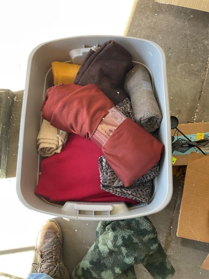 Tote of material