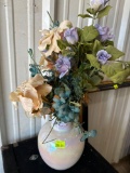 Decorative flower vase