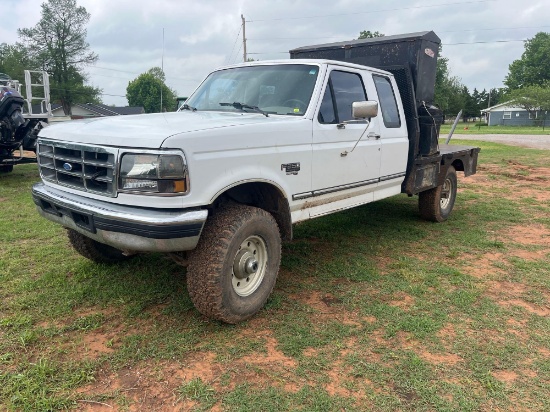 1997 Ford F250 4x4 feed truck