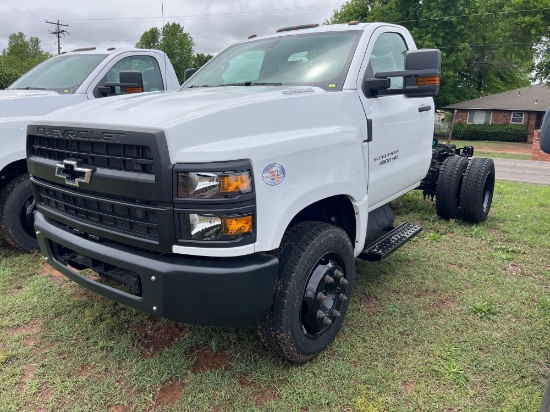 New 2023 Chevy 4500 single cab
