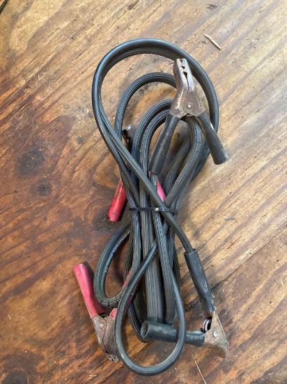 R- jumper cables