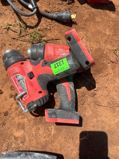 I- 2 Milwaukee drills