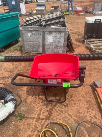 L- fertilizer spreader
