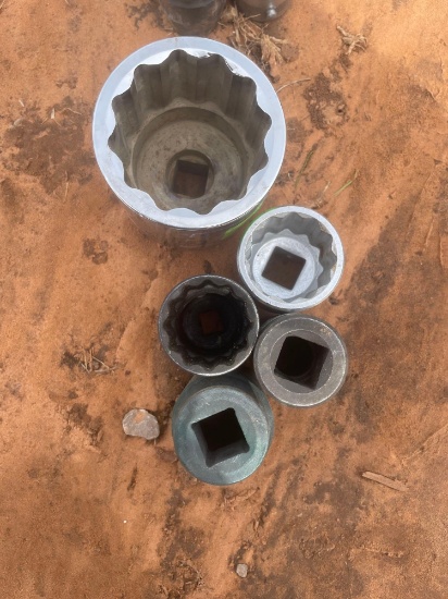 L - various sockets