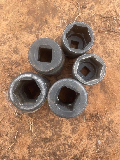 L - various sockets