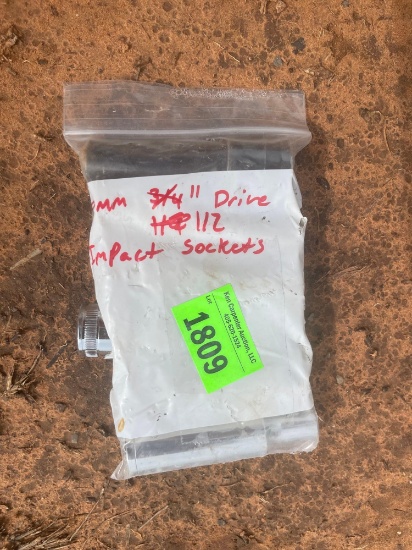 L - 8mm 3/4in / 1/2in impact sockets