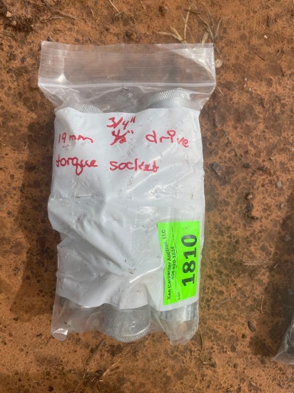 L - 19mm 3/4in & 1/2in drive tongue sockets