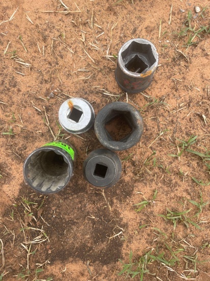 L - various sockets