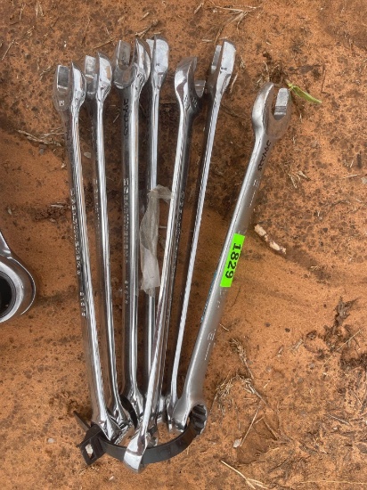 L - 18mm wrenches