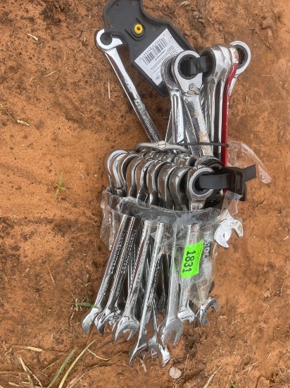 L - 14mm wrenches