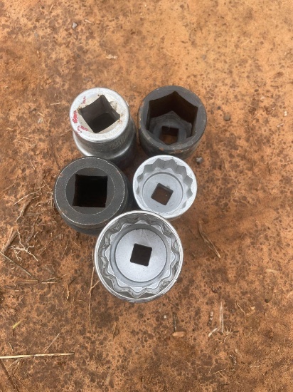 L - various sockets