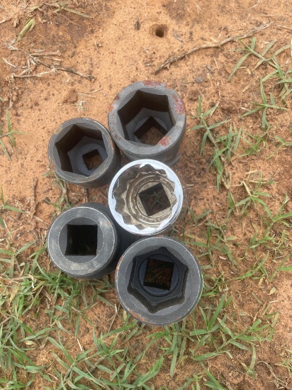 L - various sockets