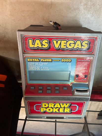 R - vintage Las Vegas draw poker electronic slot machine bank
