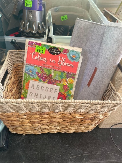 R - coloring books; wicker basket