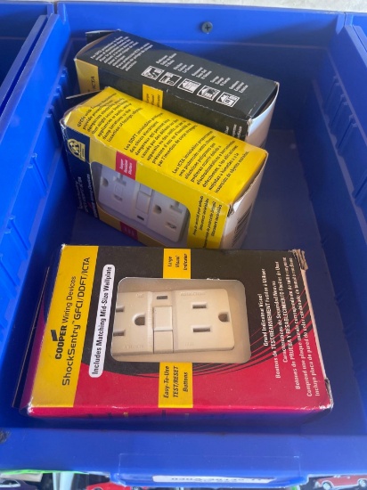 R - outlets