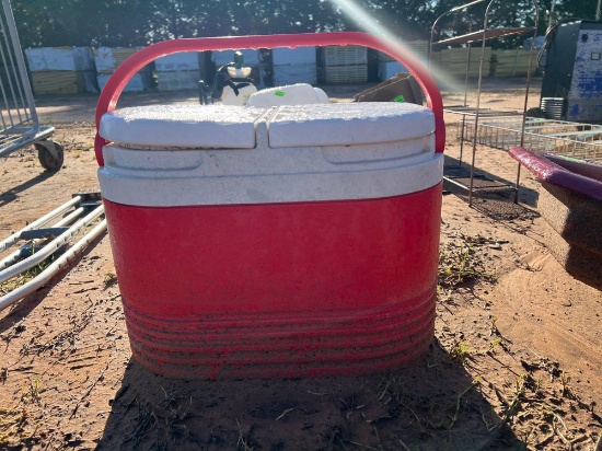 N dual drink cooler with spouts
