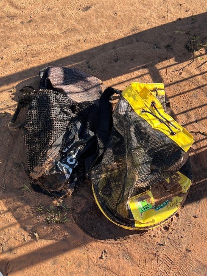 N - mesh bags