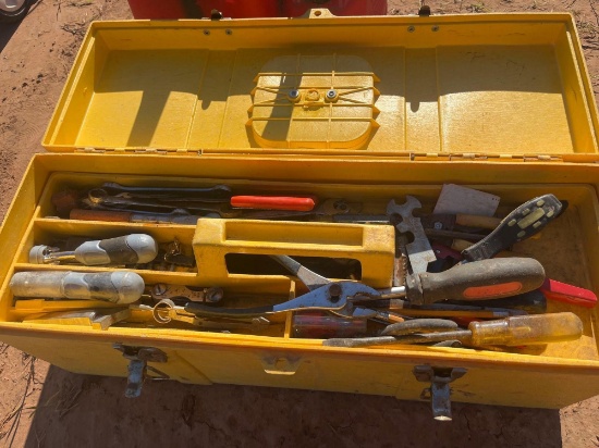 P - Tool box with tools