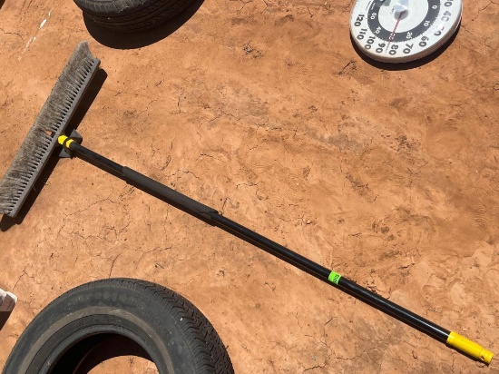 P Shop Broom