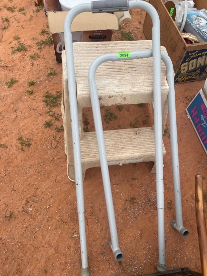 P - Stepstool; rails