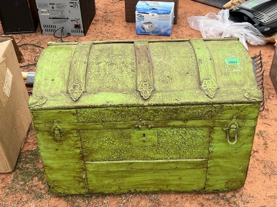 Q trunk