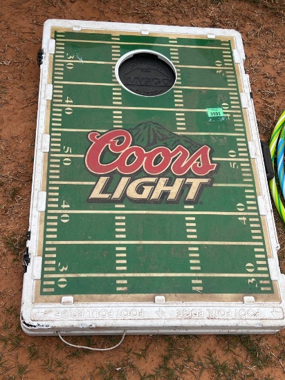 Q bag toss game