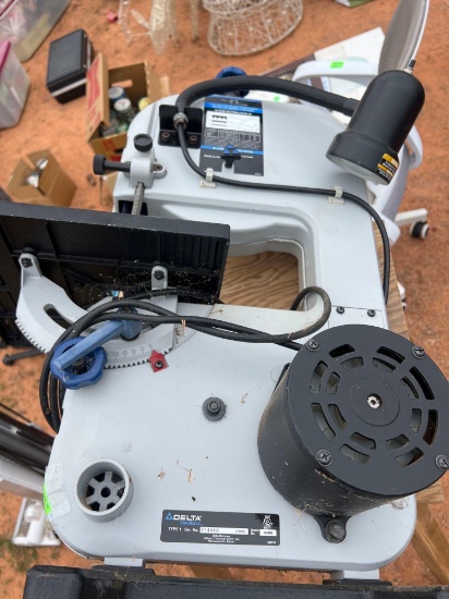 Q band saw and table